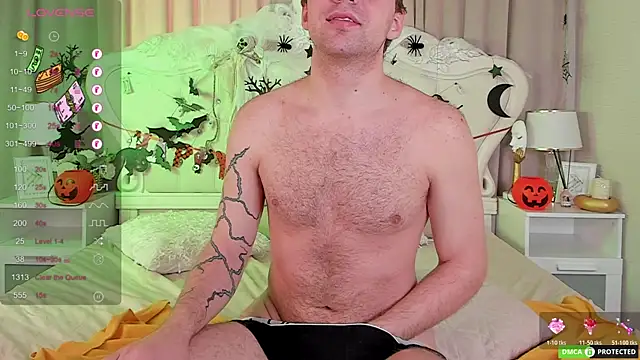 Snapshot of ArthurWhitee chatting on October 31, 2025, 4:24 am ArthurWhitee online show from October 31, 2025, 4:24 am