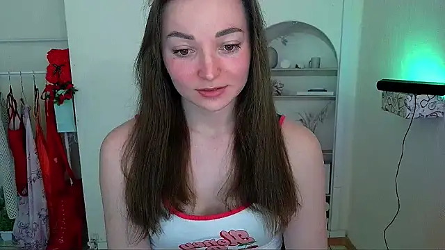 Snapshot of _Barbie_Kiss_ chatting on May 8, 2026, 9:58 am Barbie Kiss online show from May 8, 2026, 9:58 am