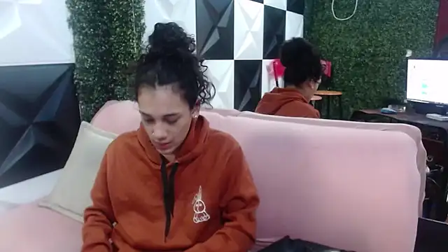 Snapshot of hellen_queensex chatting on March 2, 2025, 6:08 pm hellen queensex online show from March 2, 2025, 6:08 pm