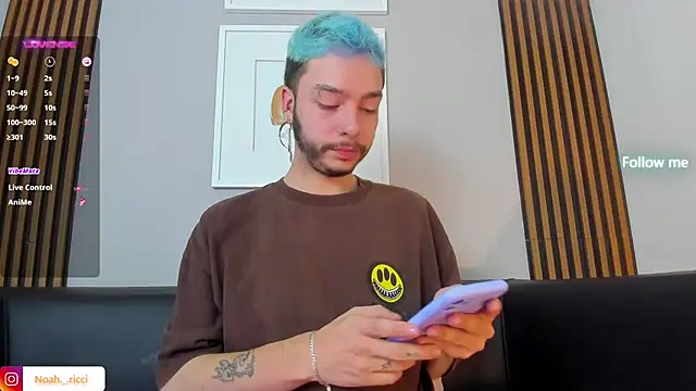 Snapshot of noah_ricci chatting on February 26, 2025, 12:03 pm noah ricci online show from February 26, 2025, 12:03 pm