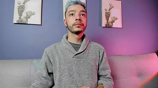 Snapshot of noah_ricci chatting on March 3, 2025, 12:05 pm noah ricci online show from March 3, 2025, 12:05 pm