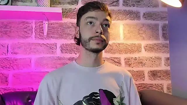 Snapshot of noah_ricci chatting on September 9, 2025, 12:37 pm noah ricci online show from September 9, 2025, 12:37 pm