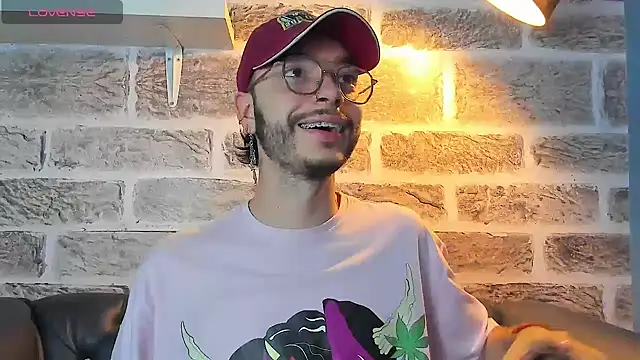 Snapshot of noah_ricci chatting on September 13, 2025, 12:49 pm noah ricci online show from September 13, 2025, 12:49 pm