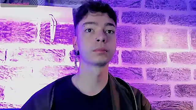 Snapshot of noah_ricci chatting on September 14, 2025, 12:37 pm noah ricci online show from September 14, 2025, 12:37 pm