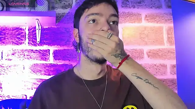 Snapshot of noah_ricci chatting on October 11, 2025, 12:36 pm noah ricci online show from October 11, 2025, 12:36 pm