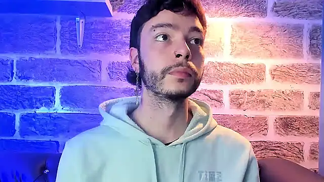 Snapshot of noah_ricci chatting on October 18, 2025, 11:05 pm noah ricci online show from October 18, 2025, 11:05 pm