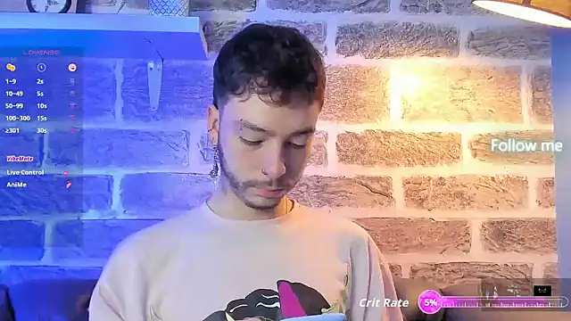 Snapshot of noah_ricci chatting on October 27, 2025, 12:42 pm noah ricci online show from October 27, 2025, 12:42 pm