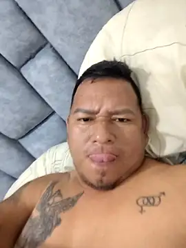 siatodo02 online show from September 25, 2025, 3:32 am