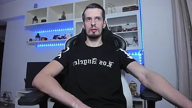 Snapshot of ToddClaytonn chatting on October 26, 2025, 11:09 pm ToddClaytonn online show from October 26, 2025, 11:09 pm