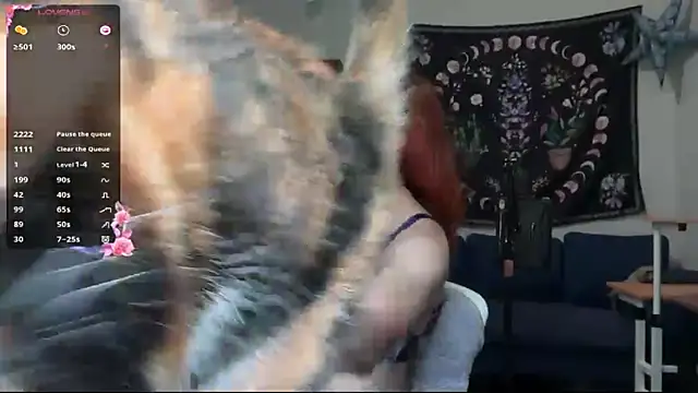 Snapshot of Aria_Fields chatting on May 12, 2026, 4:37 pm Aria Fields online show from May 12, 2026, 4:37 pm