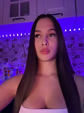 Snapshot of EricaWalls chatting on January 18, 2025, 6:10 pm EricaWalls online show from January 18, 2025, 6:10 pm