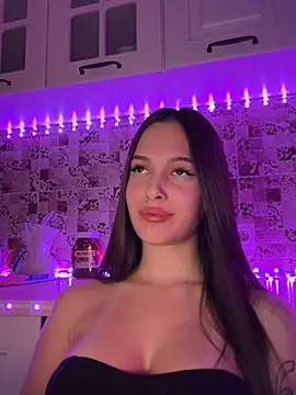 Snapshot of EricaWalls chatting on February 7, 2025, 12:31 am EricaWalls online show from February 7, 2025, 12:31 am