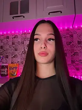 Snapshot of EricaWalls chatting on February 17, 2025, 7:31 pm EricaWalls online show from February 17, 2025, 7:31 pm