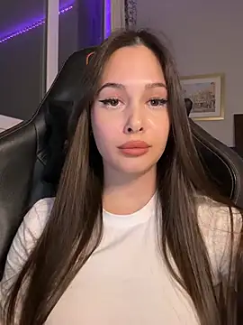 Snapshot of EricaWalls chatting on March 3, 2026, 7:20 pm EricaWalls online show from March 3, 2026, 7:20 pm