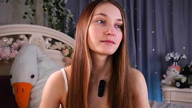 MonaEldon online show from February 23, 2026, 2:42 am