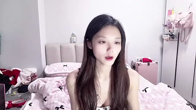 Snapshot of Puff-521 chatting on December 5, 2025, 8:16 pm Puff-521 online show from December 5, 2025, 8:16 pm