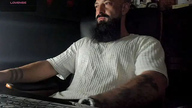 axxelrich  online show from September 23, 2025, 3:20 am