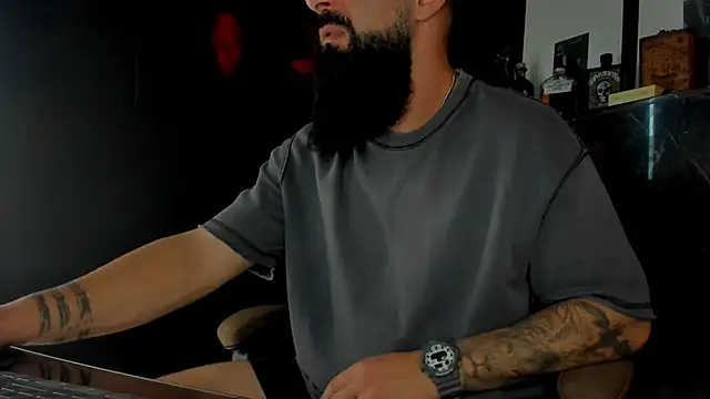 axxelrich  online show from October 9, 2025, 5:49 am