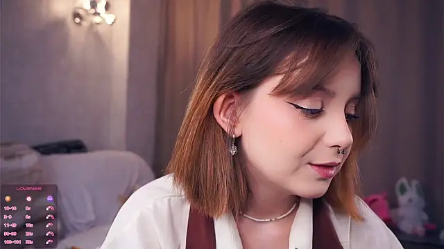 DevonaBucher online show from September 9, 2025, 5:18 am