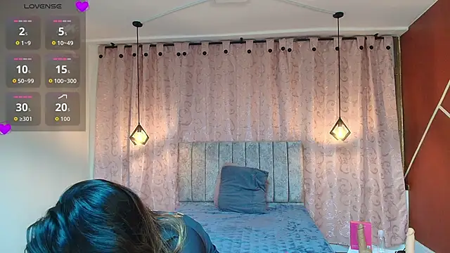 VioletaScott  online show from November 5, 2025, 12:16 pm