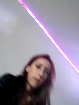 Snapshot of kriszy_baby chatting on December 3, 2024, 9:11 am kriszy baby online show from December 3, 2024, 9:11 am