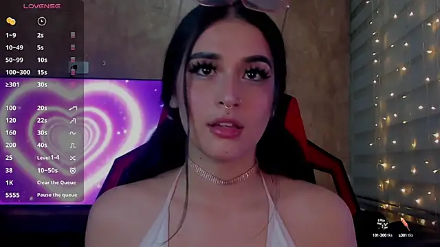 Charlotte greys online show from February 7, 2025, 2:08 am