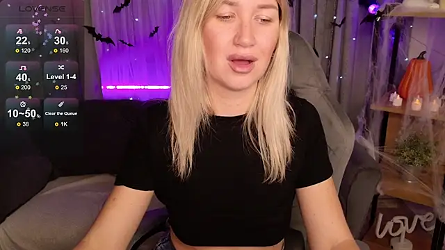 Snapshot of MilaBott chatting on October 28, 2025, 8:11 pm MilaBott online show from October 28, 2025, 8:11 pm