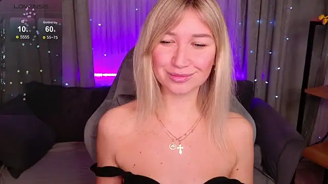 Snapshot of MilaBott chatting on December 2, 2025, 7:42 pm MilaBott online show from December 2, 2025, 7:42 pm