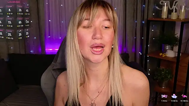 Snapshot of MilaBott chatting on March 30, 2026, 10:00 pm MilaBott online show from March 30, 2026, 10:00 pm
