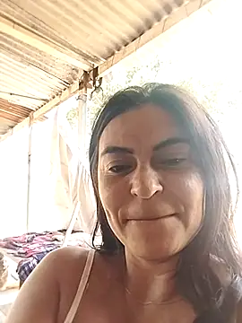 Snapshot of Horny-Mommy-Dirty chatting on February 26, 2025, 2:14 pm Horny-Mommy-Dirty online show from February 26, 2025, 2:14 pm