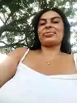 Snapshot of Horny-Mommy-Dirty chatting on March 9, 2025, 10:08 pm Horny-Mommy-Dirty online show from March 9, 2025, 10:08 pm