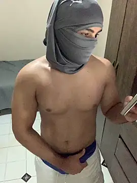 Brasileirinhoo online show from March 11, 2026, 5:52 pm