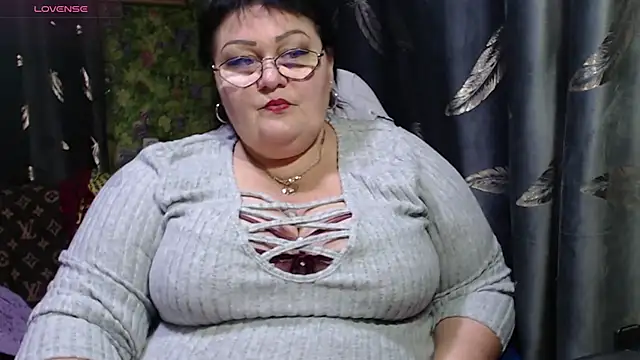 Snapshot of Goddess57 chatting on November 1, 2025, 11:12 am Goddess57 online show from November 1, 2025, 11:12 am