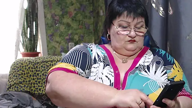 Snapshot of Goddess57 chatting on November 13, 2025, 7:18 am Goddess57 online show from November 13, 2025, 7:18 am