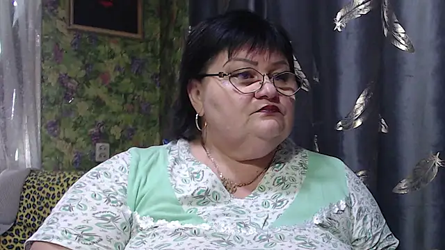 Snapshot of Goddess57 chatting on November 27, 2025, 8:05 am Goddess57 online show from November 27, 2025, 8:05 am