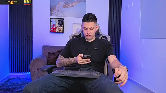 Yeiko Romero  online show from July 1, 2026, 5:34 pm