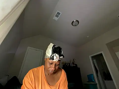 wynterheat online show from December 16, 2025, 5:51 pm