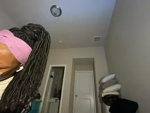 wynterheat online show from February 3, 2026, 5:05 am