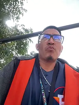 Snapshot of Daniel7131 chatting on January 6, 2025, 7:13 pm Daniel7131 online show from January 6, 2025, 7:13 pm