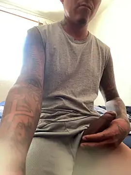 Snapshot of Daniel7131 chatting on March 8, 2025, 8:14 pm Daniel7131 online show from March 8, 2025, 8:14 pm