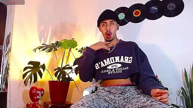 RyanRizzo online show from December 4, 2024, 7:12 pm