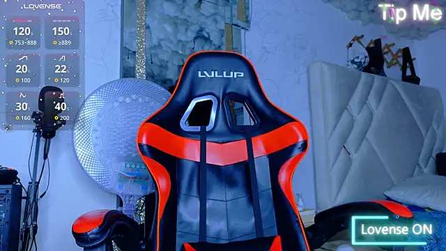 Snapshot of Rich_boy01 chatting on November 25, 2025, 2:17 pm Rich boy01 online show from November 25, 2025, 2:17 pm