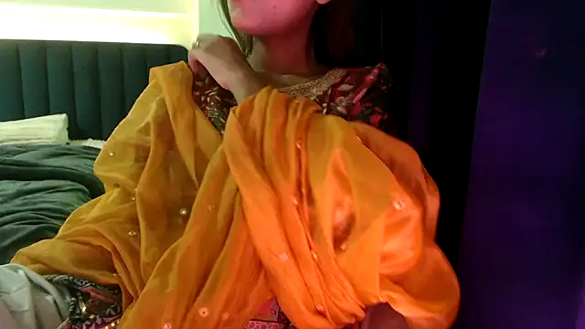 chhui mui online show from April 14, 2026, 6:36 pm