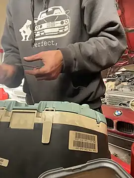 Snapshot of donnuozfutura chatting on March 17, 2025, 2:01 pm donnuozfutura online show from March 17, 2025, 2:01 pm