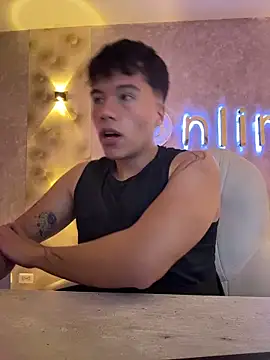 Snapshot of Logan_smith1 chatting on December 16, 2025, 7:57 am Logan smith1 online show from December 16, 2025, 7:57 am