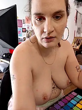 Snapshot of PrincesseMalicia chatting on March 4, 2026, 2:01 pm PrincesseMalicia online show from March 4, 2026, 2:01 pm