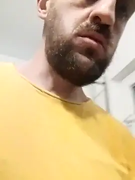 Snapshot of GrofLicno chatting on October 30, 2025, 8:53 pm GrofLicno online show from October 30, 2025, 8:53 pm