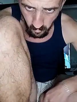 Snapshot of GrofLicno chatting on November 15, 2025, 5:31 pm GrofLicno online show from November 15, 2025, 5:31 pm