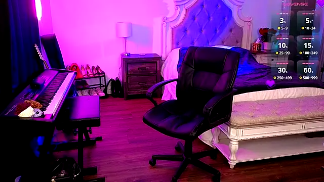 Snapshot of JasmineWinters chatting on May 23, 2026, 1:11 am JasmineWinters online show from May 23, 2026, 1:11 am