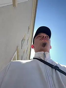 Snapshot of big_cock_is_back chatting on May 1, 2026, 10:42 am big cock is back online show from May 1, 2026, 10:42 am